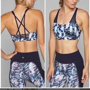 🌲 🎄 Athleta HP Printed Strappy-Go-Lucky Bra